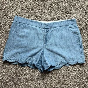 Club Monaco Shorts (Size 6)